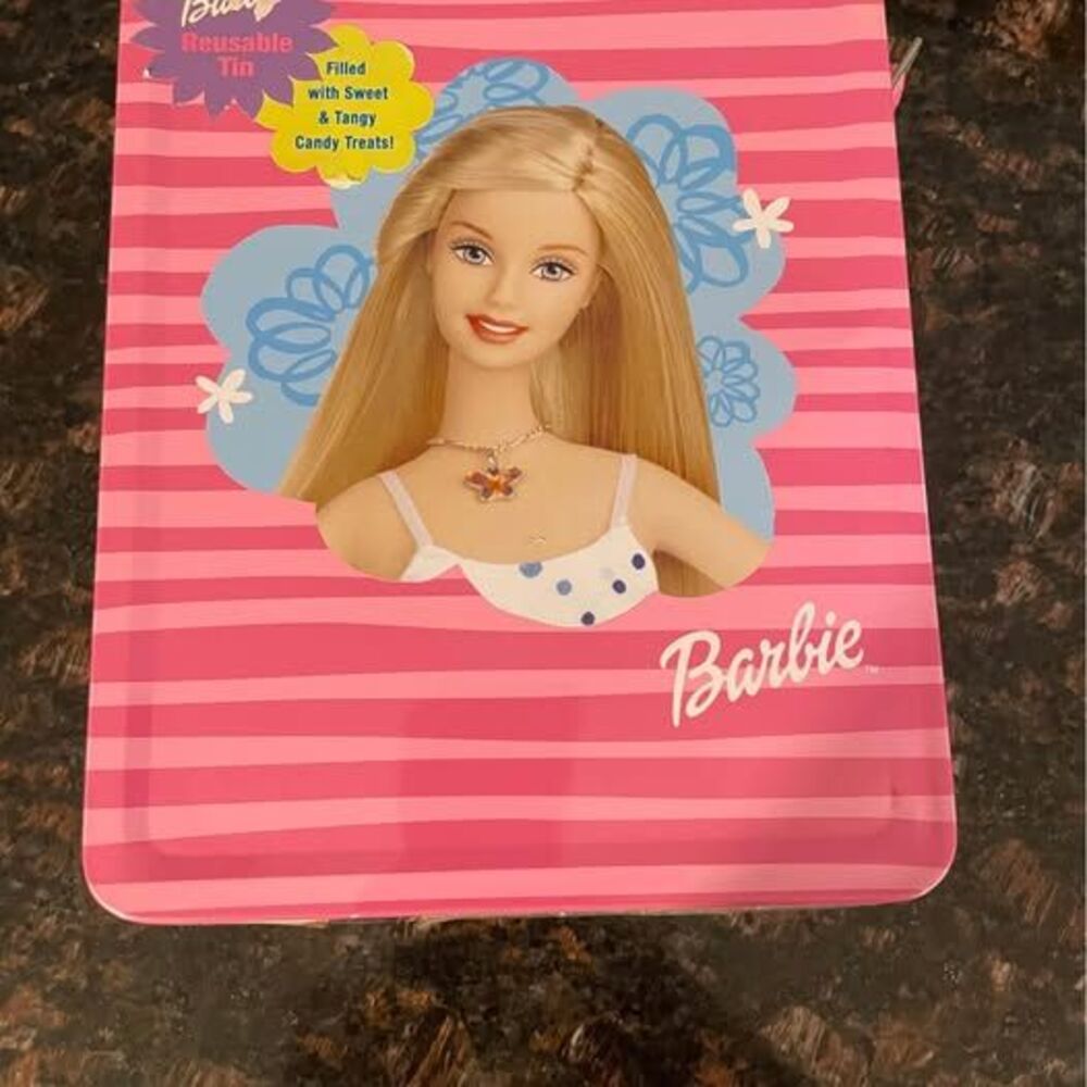 2000 Mattel-BARBIE Tin Lunch Box Great for Easter